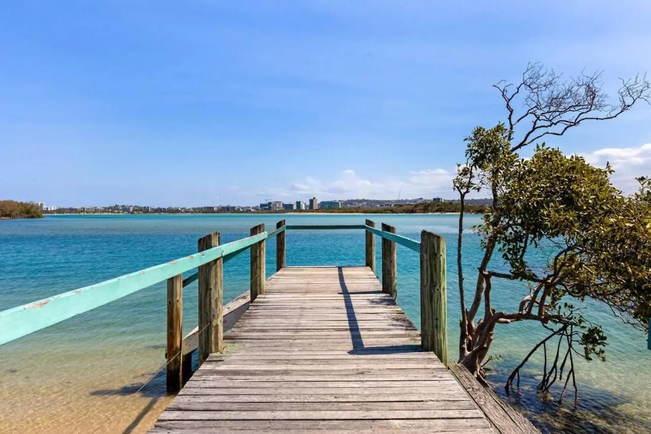 Twin Waters Seaside Resort Life